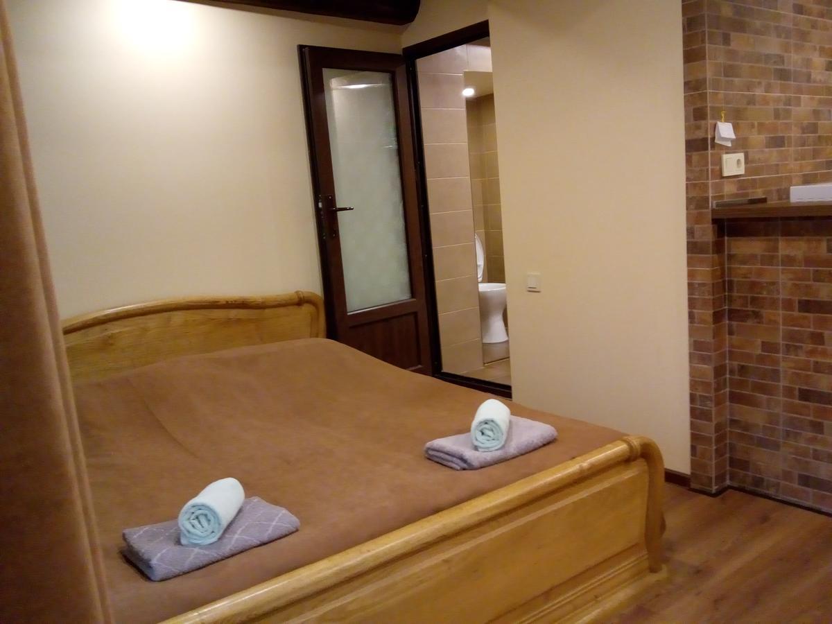Low Budget Room With King Size Bed Tbilissi Extérieur photo